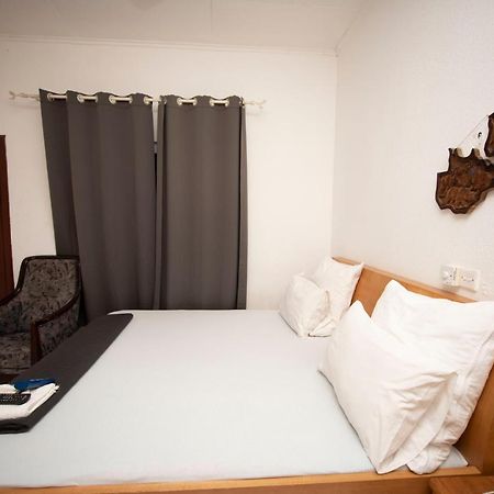 Marysin Guest House Accra Kültér fotó