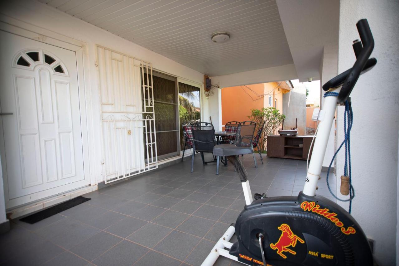 Marysin Guest House Accra Kültér fotó