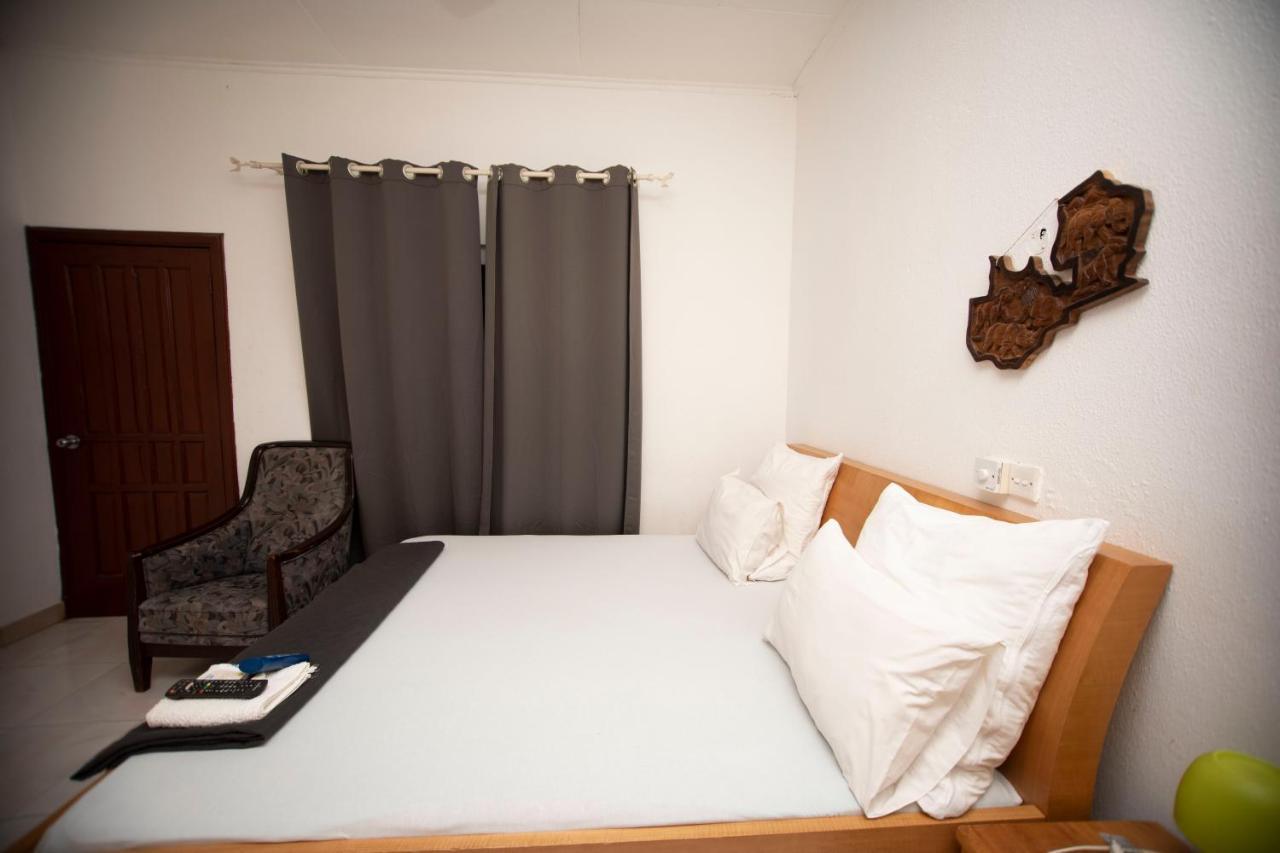 Marysin Guest House Accra Kültér fotó