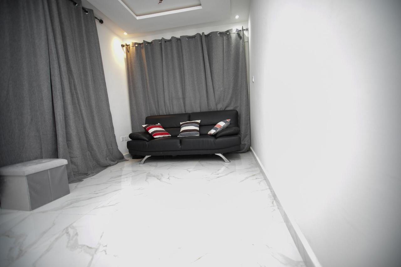 Marysin Guest House Accra Kültér fotó